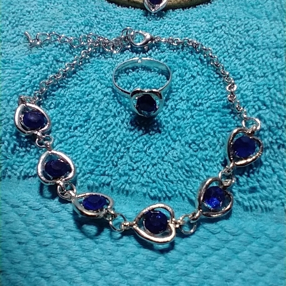 Silvertone necklace ring bracelet earrings blue stone heart set - Picture 8 of 9